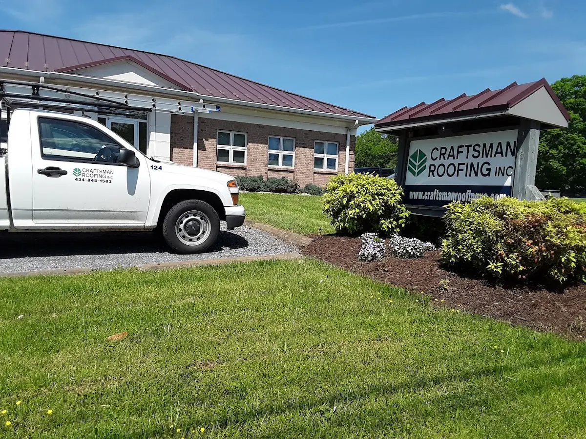 Quality Gutter & Downspout Repair by experienced craftsmen in Bonhamtown